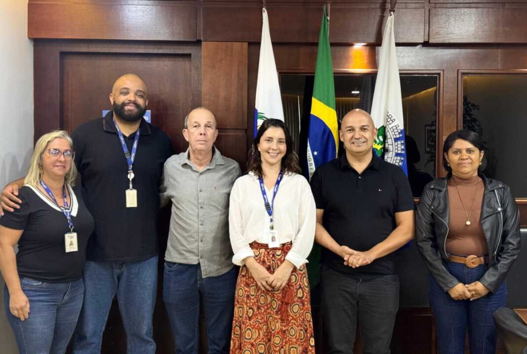Prefeitura e Firjan SENAI SESI alinham implantação de ensino médio técnico gratuito em São Pedro da Aldeia