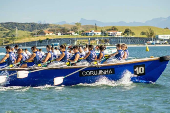 Regata Remo em Escaler em São Pedro da Aldeia celebra aniversário da Aviação Naval
