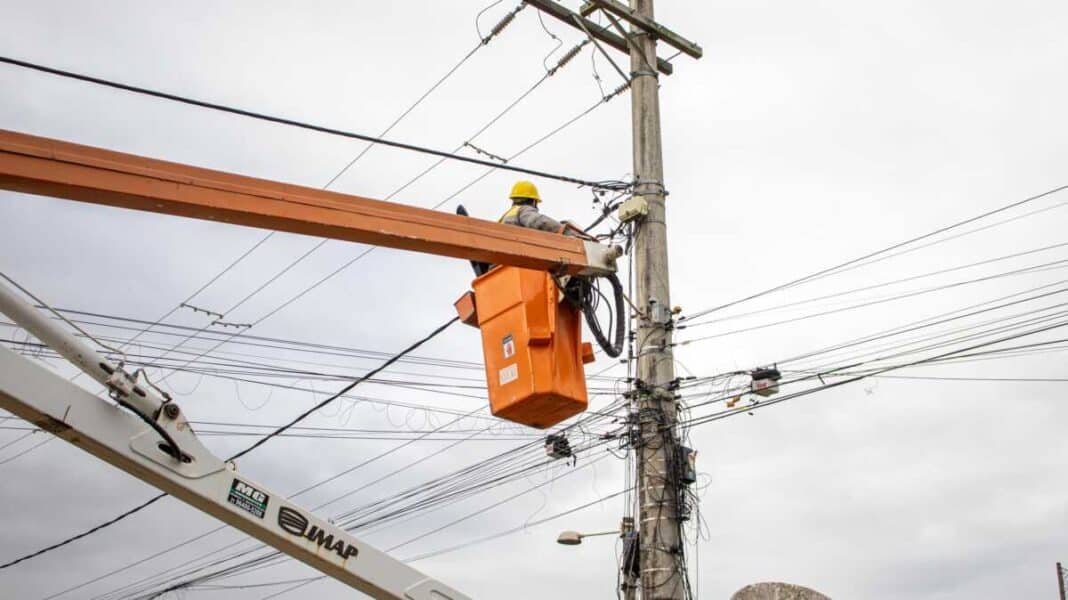 São Pedro da Aldeia investe em modernização com 22 bairros 100% iluminados com LED