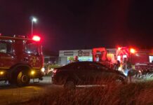 São Pedro da Aldeia: colisão entre carro e moto deixa uma pessoa ferida e interdita RJ-106