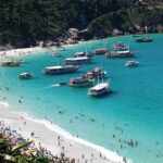 ARRAIAL DO CABO — Passeios de barco são retomados após trégua dos ventos fortes na Região dos Lagos