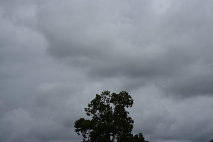 Semana inicia com previsão de chuva e ventos moderados em Maricá