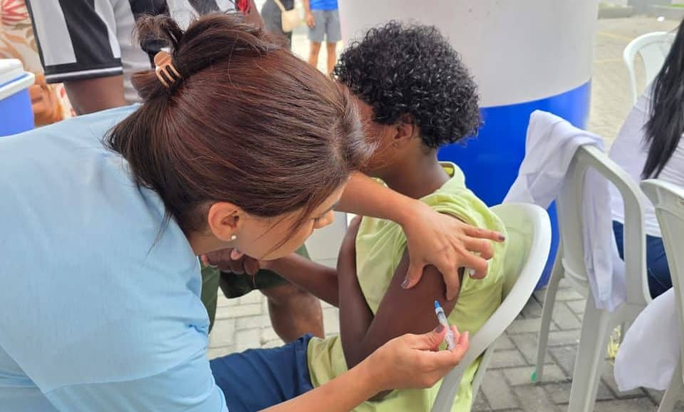 Ação de multivacinação de crianças e adolescentes acontece no shopping Boulevard Maricá na segunda-feira (27)