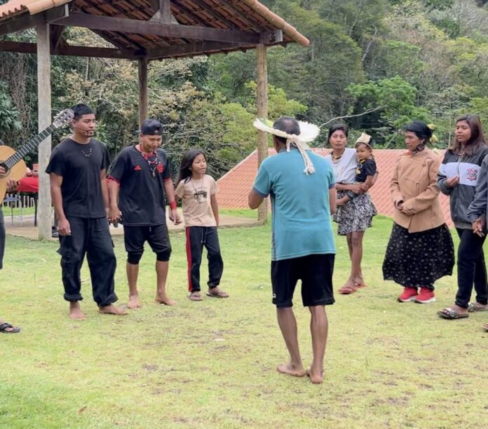 Maricá: Aldeia Céu Azul recebe a visita de juízes federais e do trabalho