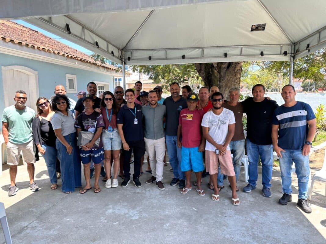 Prefeitura de Búzios realiza Mutirão da Nota Fiscal do Pescador em parceria com a FIPERJ