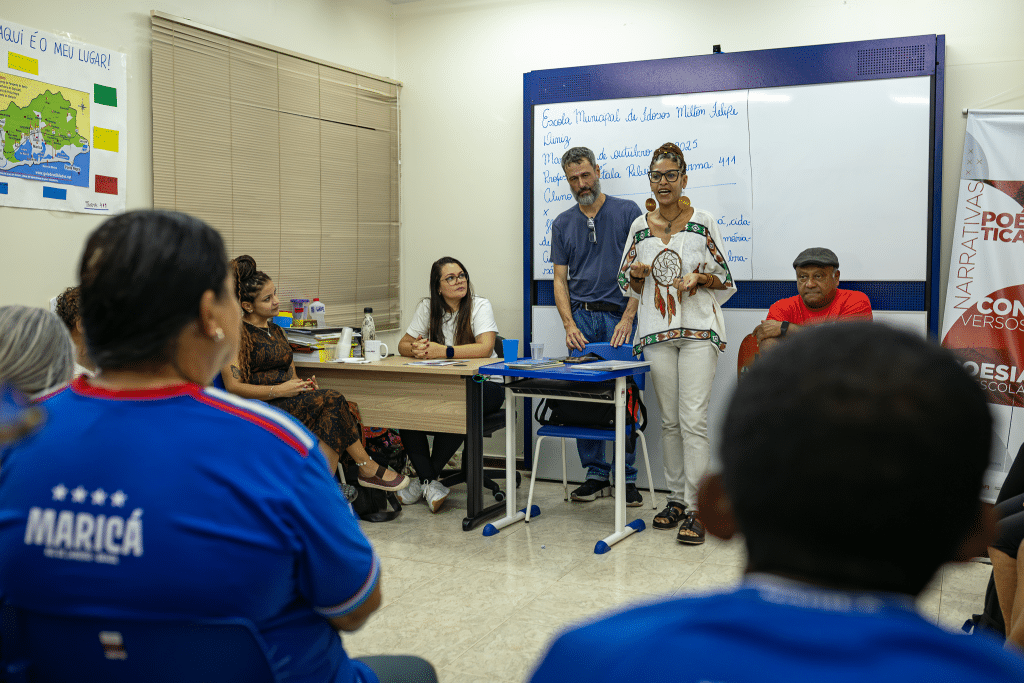 Prefeitura de Maricá leva poesia às escolas da Terceira Idade