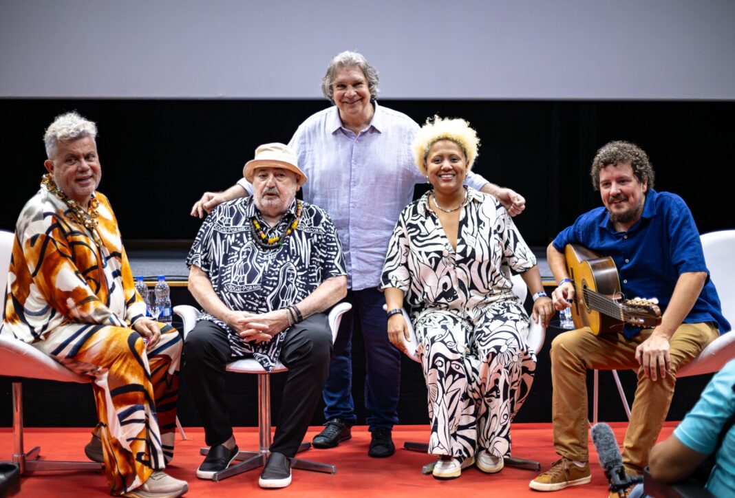 Maricá: Poesia e melodia se misturam num dia dedicado ao samba no festival Rio de Versos