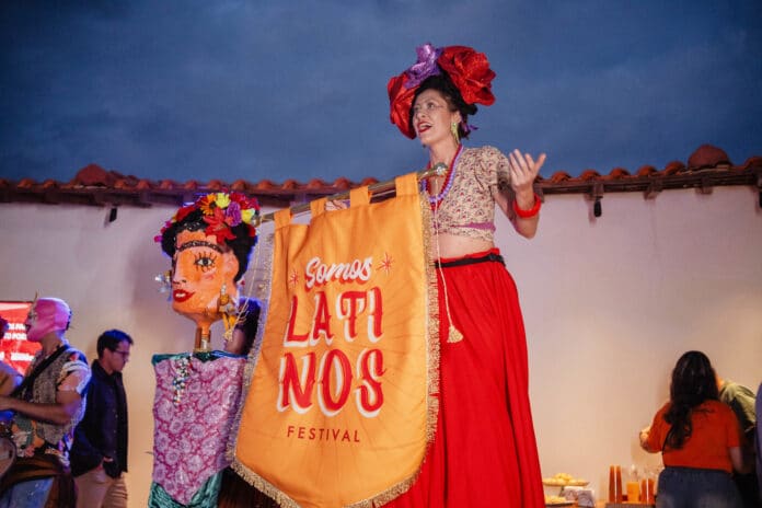 Maricá abre o Festival Somos Latinos com solenidade no museu Casa Darcy Ribeiro