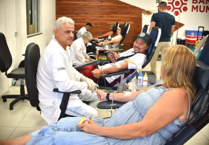 Maricá reúne 100 doadores de sangue em ação solidária no Banco Mumbuca