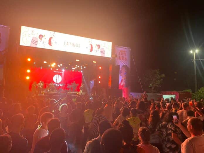 Mart’nália agita público no Festival Somos Latinos em Maricá