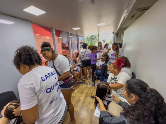 Cursos gratuitos qualificam mulheres de Tamoios