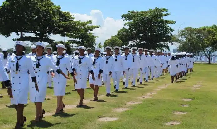 Marinha abre 794 vagas para Praças Temporários no Serviço Militar Voluntário, inscrições até 27 de janeiro de 2026 e salário de até R$ 3.835,42