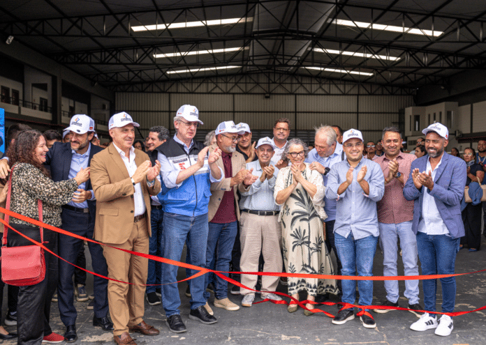 Prefeitura de Maricá amplia Aeroporto Municipal e anuncia formação de pilotos e mecânicos de aeronaves por meio do Passaporte Universitário