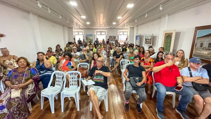 Cerimônia no Palácio das Águias marca a reabertura do cadastro de agentes culturais de Cabo Frio