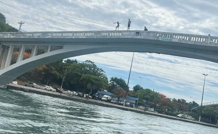 Guarda Marítima e Ambiental de Cabo Frio alerta sobre pulos na Ponte Feliciano Sodré