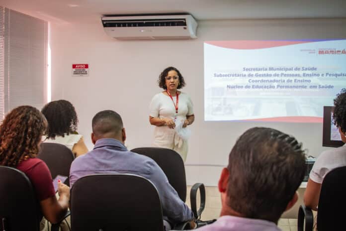Maricá fortalece a qualificação dos trabalhadores do SUS com encontro voltado à educação permanente