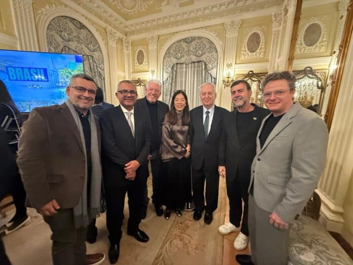 Maricá fortalece articulações internacionais em recepção na Embaixada do Brasil em Madri, durante a FITUR, na Espanha