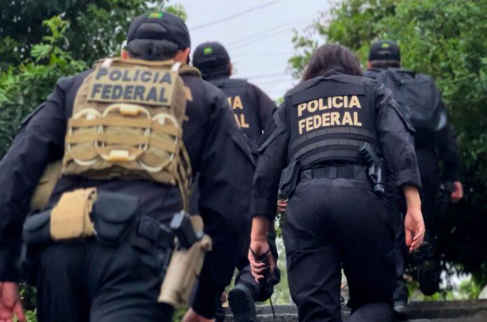 Operação Narco Azimut: Polícia Federal cumpre mandados em Búzios e outras cidades contra esquema milionário de lavagem de dinheiro