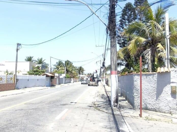 Prefeitura de Maricá intensifica ações de limpeza e organização de fios e cabos no município