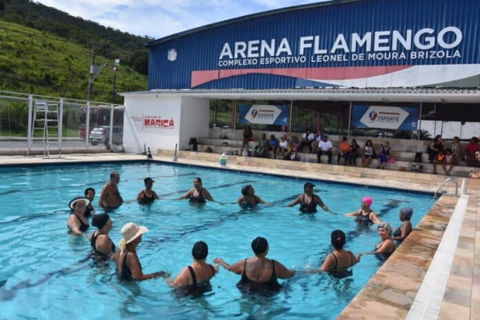 Prefeitura de Maricá promove atividade recreativa com alunos da Escola Municipal de Idosos