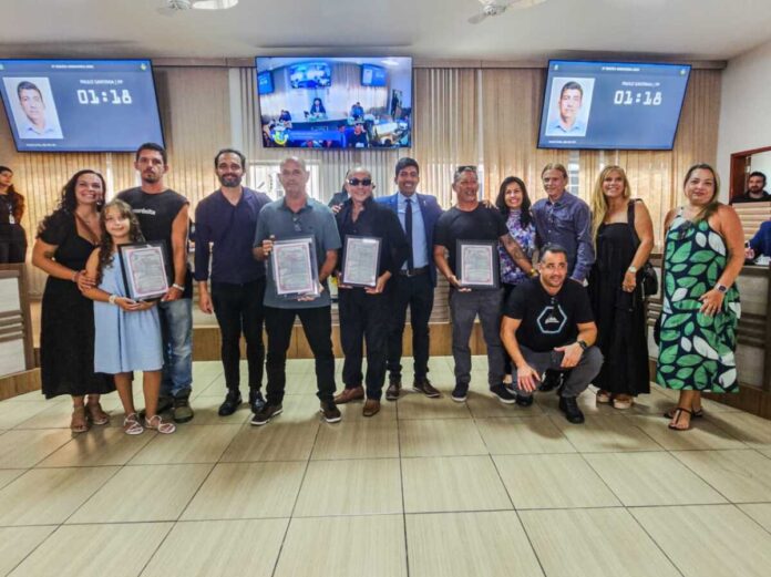 Artistas da Cultura aldeense recebem moção de aplausos na Câmara Municipal 