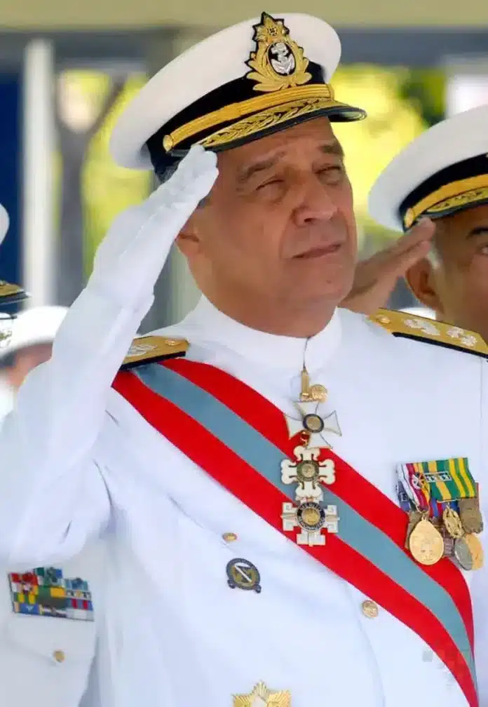 Marinha do Brasil confirma a morte de Julio Soares de Moura Neto, ex-comandante, e destaca legado estratégico e institucional, nesta terça, 10
