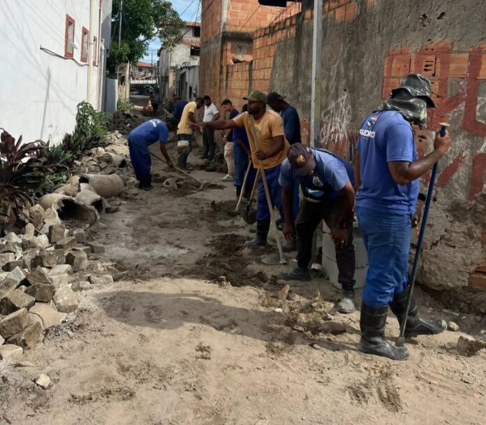 Prefeitura de Cabo Frio executa obra de drenagem no bairro Manoel Corrêa