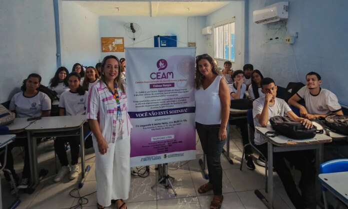 CEAM Daiana Borges reforça enfrentamento à violência contra mulher em palestra para estudantes