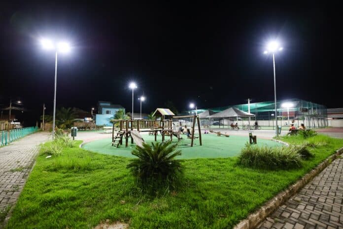 Saquarema já conta com 27 mil pontos de luz modernizados