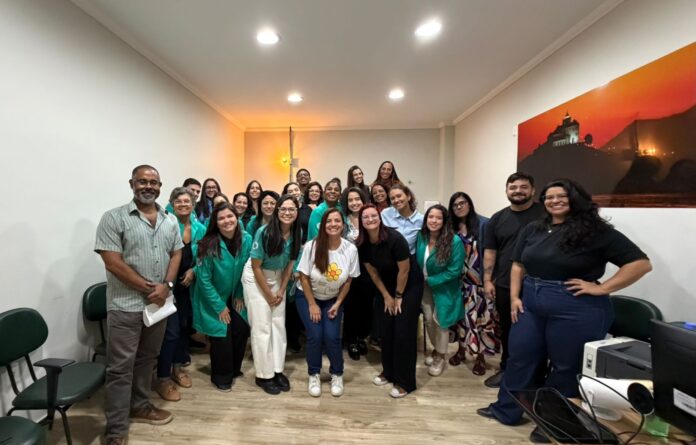 Ambulatório de Saúde Mental realiza treinamento interno sobre grupos terapêuticos