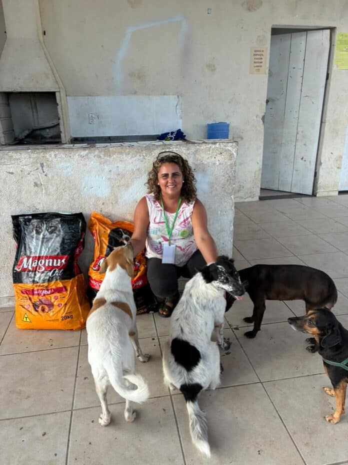 Prefeitura de Cabo Frio inicia distribuição de doações do Banco de Ração para Animais Domésticos