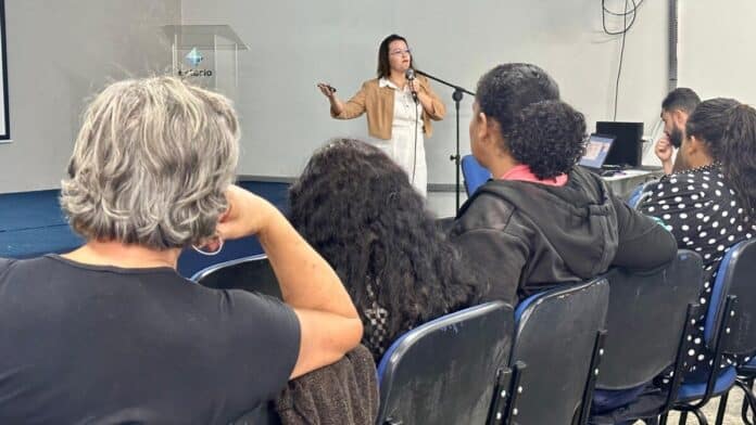 Atenção Básica de Saúde de Cabo Frio participa de evento sobre descentralização de cuidados da tuberculose