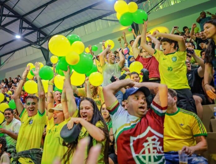 Prefeitura de Cabo Frio promove Arena da Copa com transmissão dos jogos do Brasil em três pontos do município