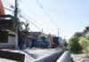 Prefeitura de Cabo Frio realiza intervenção na rede de drenagem da Rua Roberto Silveira para corrigir afundamento de via no bairro São Francisco Prefeitura de Cabo Frio realiza intervenção na rede de drenagem da Rua Roberto Silveira para corrigir afundamento de via no bairro São Francisco