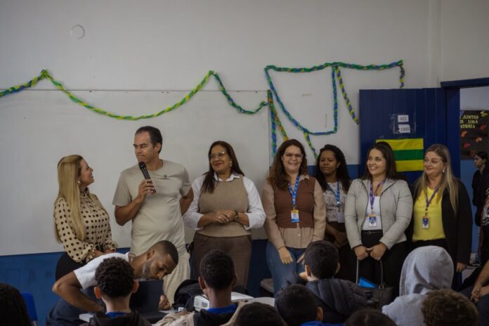 Projeto 'Conhecer para Aprender' leva debate sobre violência contra a mulher para dentro das salas de aula em Cabo Frio