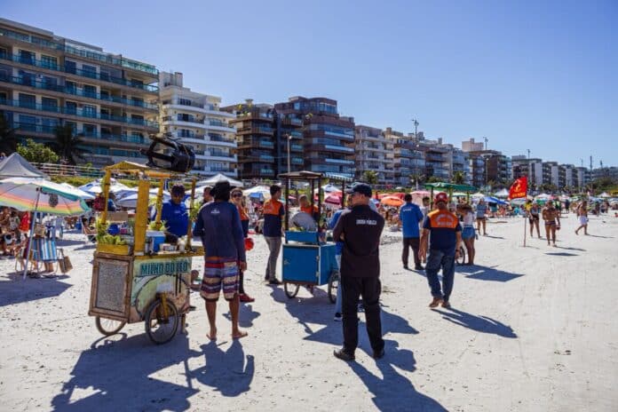Prefeitura de Cabo Frio realiza vistorias em carrinhos com GLP na Praia do Forte